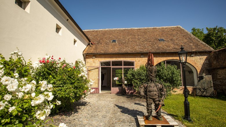 Spoerri Innenhof, &copy; Ausstellungshaus Spoerri