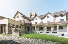 Ansicht des Hauses, &copy; Zweitwohnsitz, Fotografin Valerie Eccli