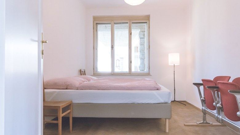 Doppelzimmer &bdquo;LIVIA&ldquo;, &copy; Zweitwohnsitz, Fotografin Valerie Eccli