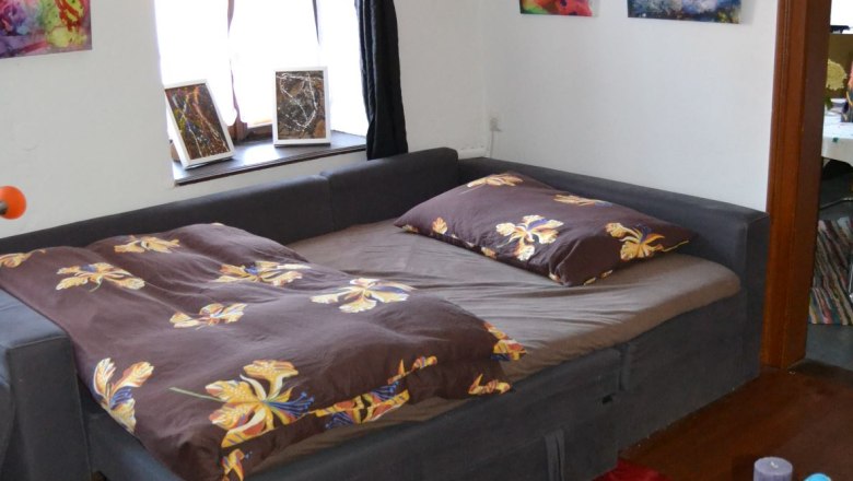 Schlafbereich im Wohnzimmer, &copy; Seebacher