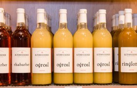 Shop Obsthof & Weingut Altenriederer, &copy; Egon Fischer