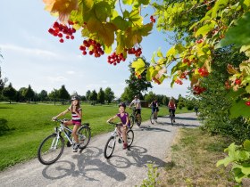 Radfahren im Generationenpark, © Wienerwald Tourismus GmbH / Daniel Zupanc
