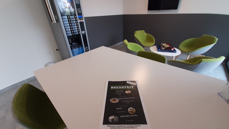 Rezeption, &copy; Office Base Bad V&ouml;slau Projekt GmbH