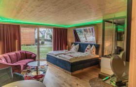 King Size Bett, © Haus LebensFreude, Fotografin Heidemarie Ringl