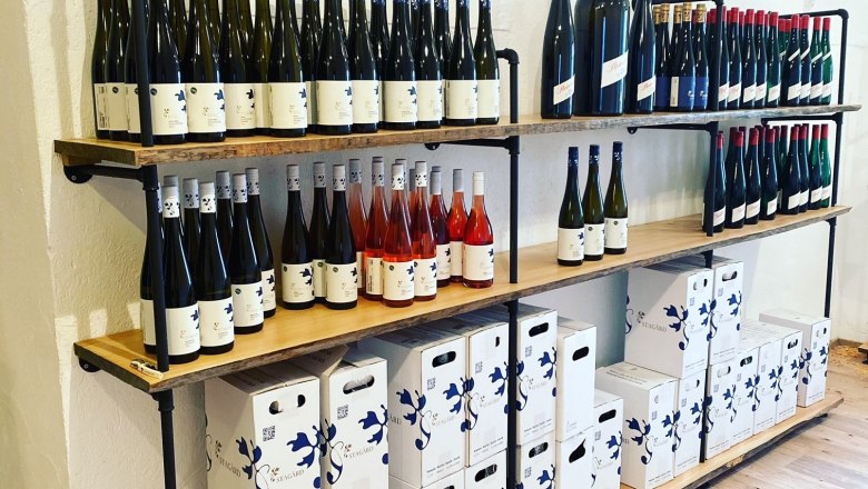 Auswahl in der Vinothek Wein.Cabinet, © Lesehof Stagard