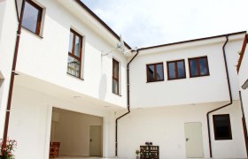 Innenhof Haus Catalleya, © Catalleya Haus