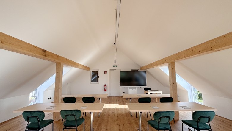 Seminarraum2, &copy; korngut