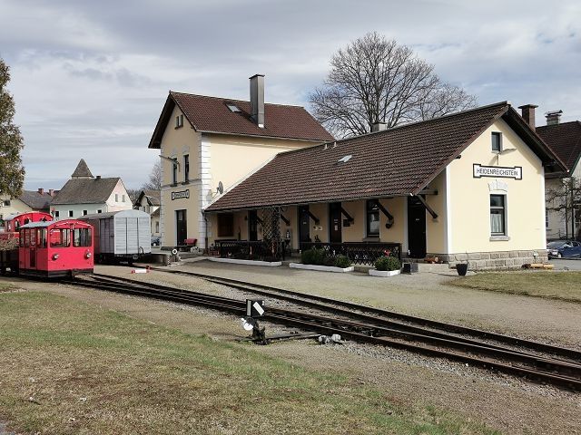 Bahnhof Wackelsteinexpress