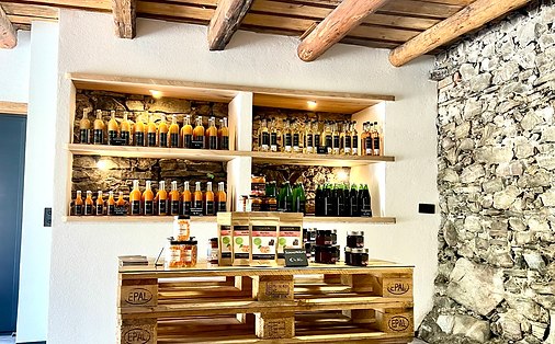 Produkte im Regional.laden, &copy; Obstbau Brandl