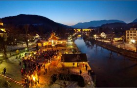 Eine kalte klare Winterbnacht &uuml;ber Payerbach..., &copy; Wiener Alpen in Nieder&ouml;sterreich - Semmering Rax