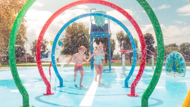 Stadtbad Amstetten, &copy; Stefan Sappert