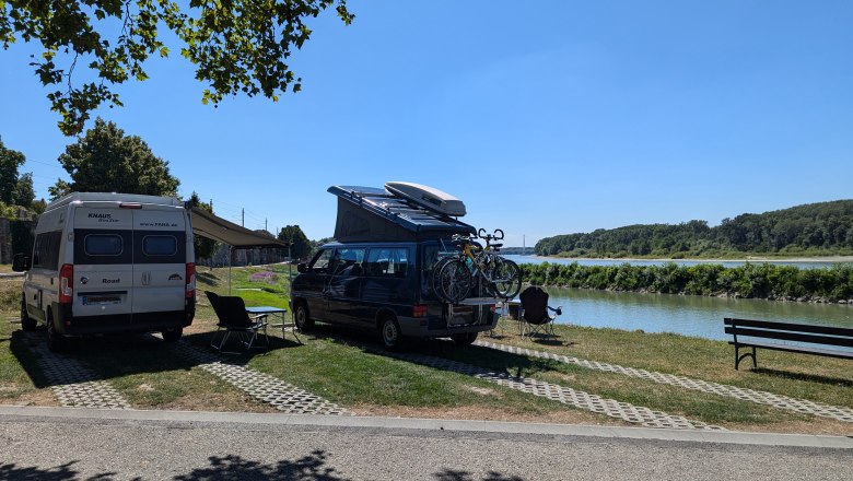 Wohnmobilstellplatz Jon Fosse Platz, © Donau Niederösterreich, Wagner Wohnmobile