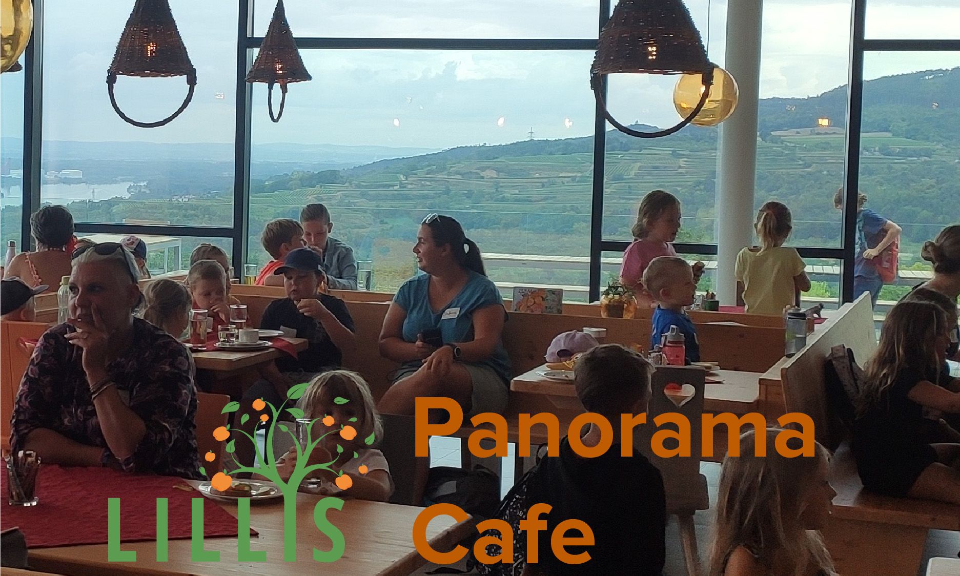 Panoramacafe in Lillis Marillengarten