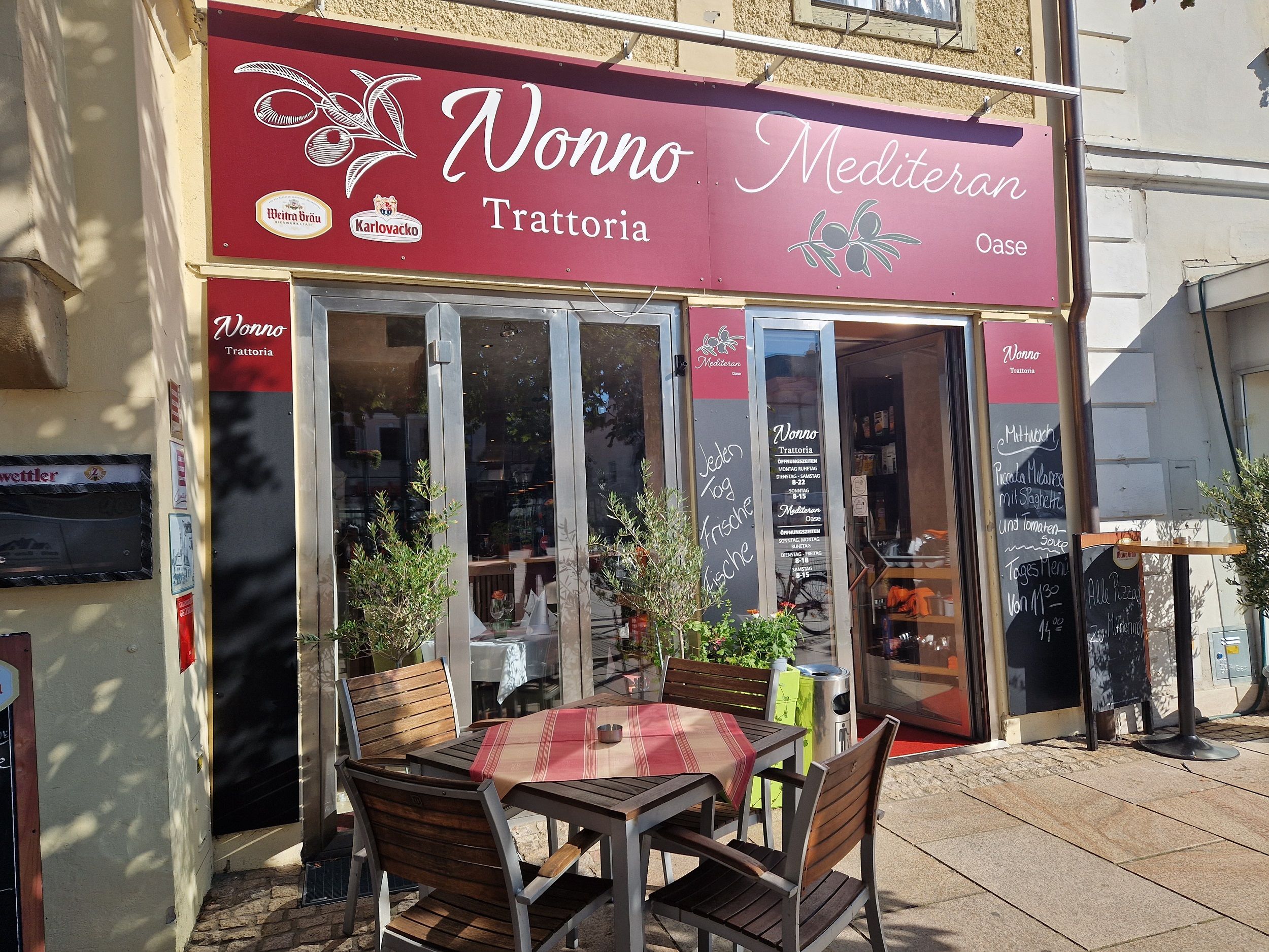 Eingangsbereich mit Meiterranen Pflanzen 