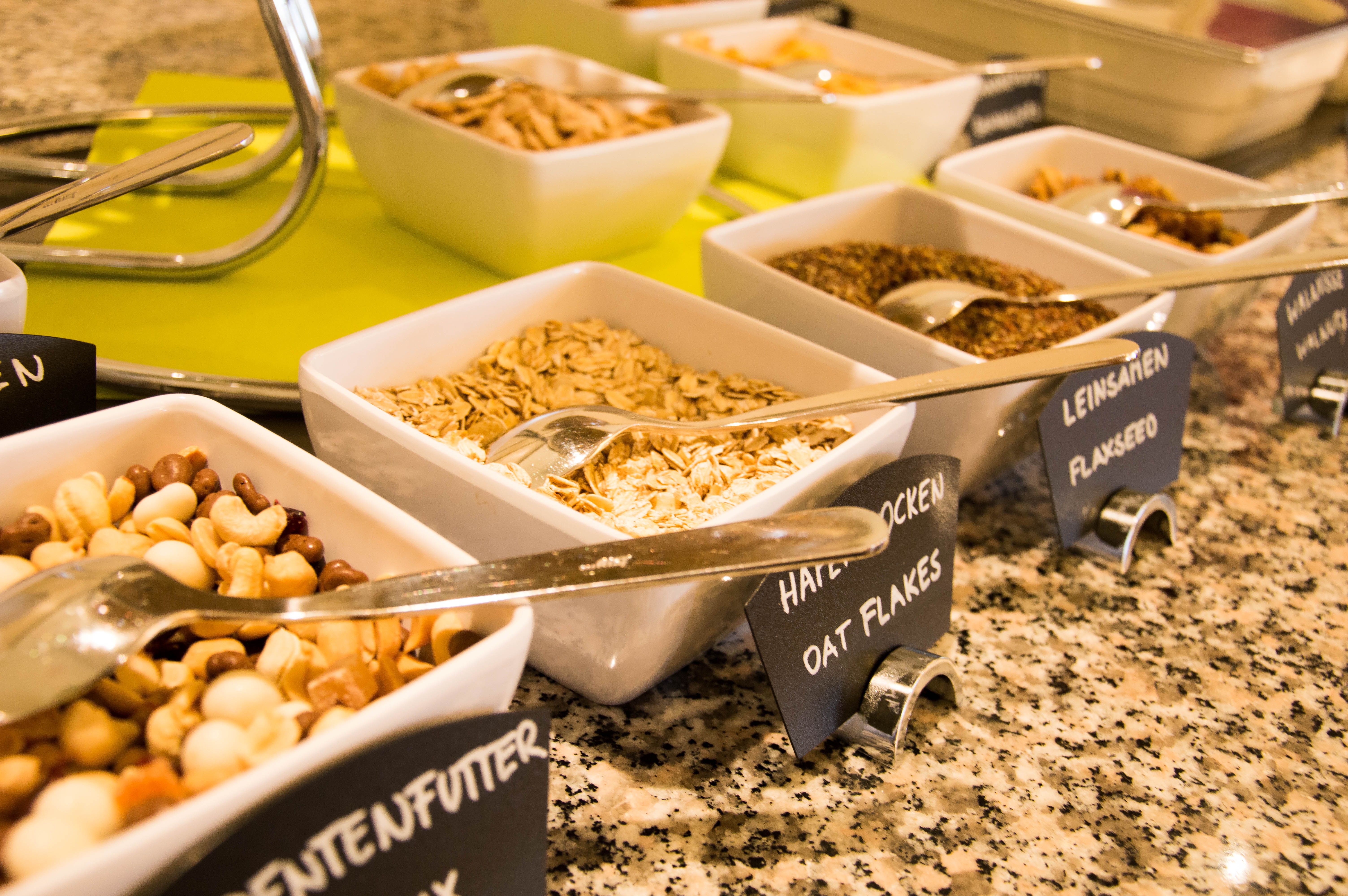 Cerealien am Frühstücksbuffet 