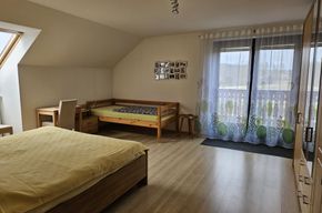 Dreibettzimmer