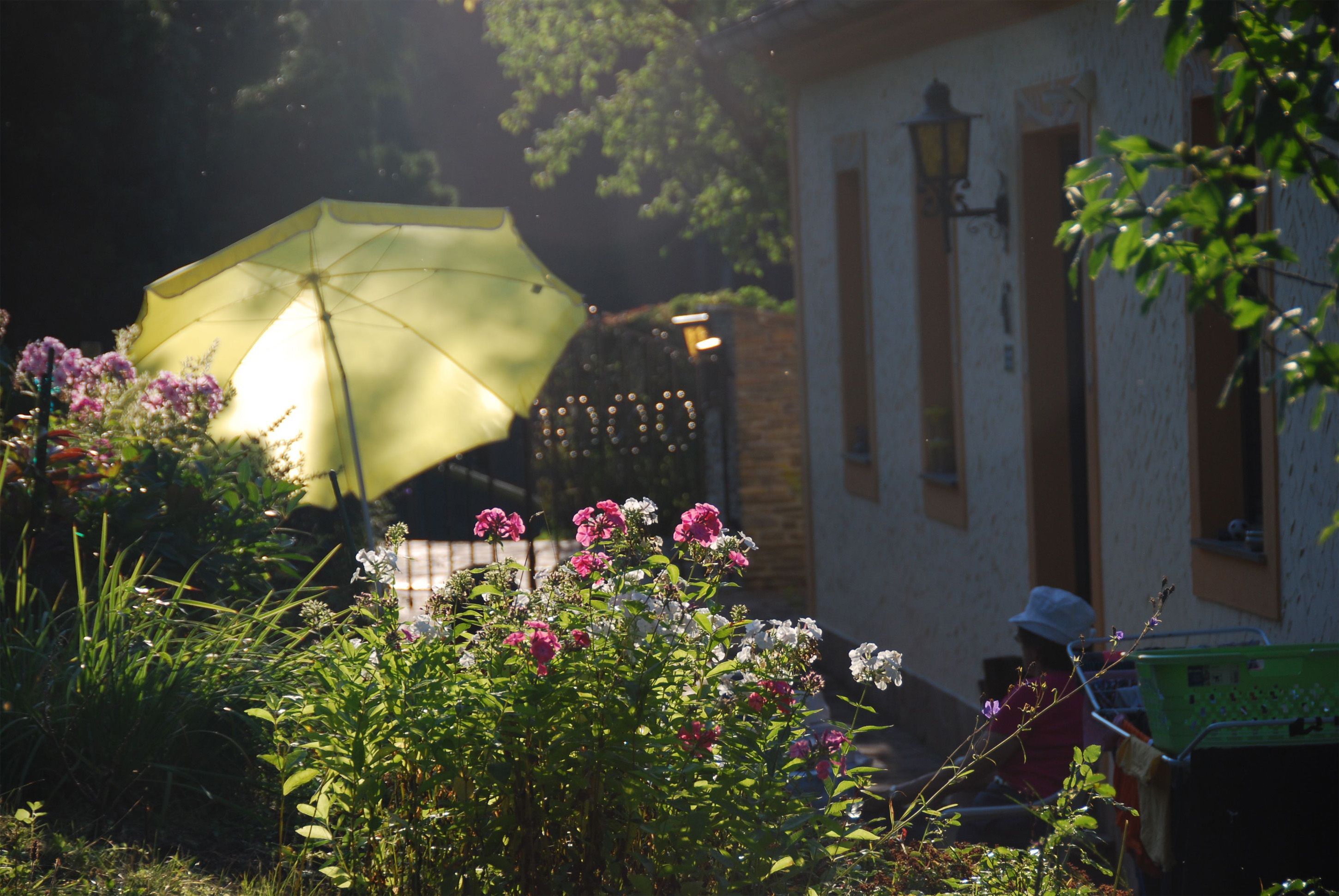 Platz vor dem Haus