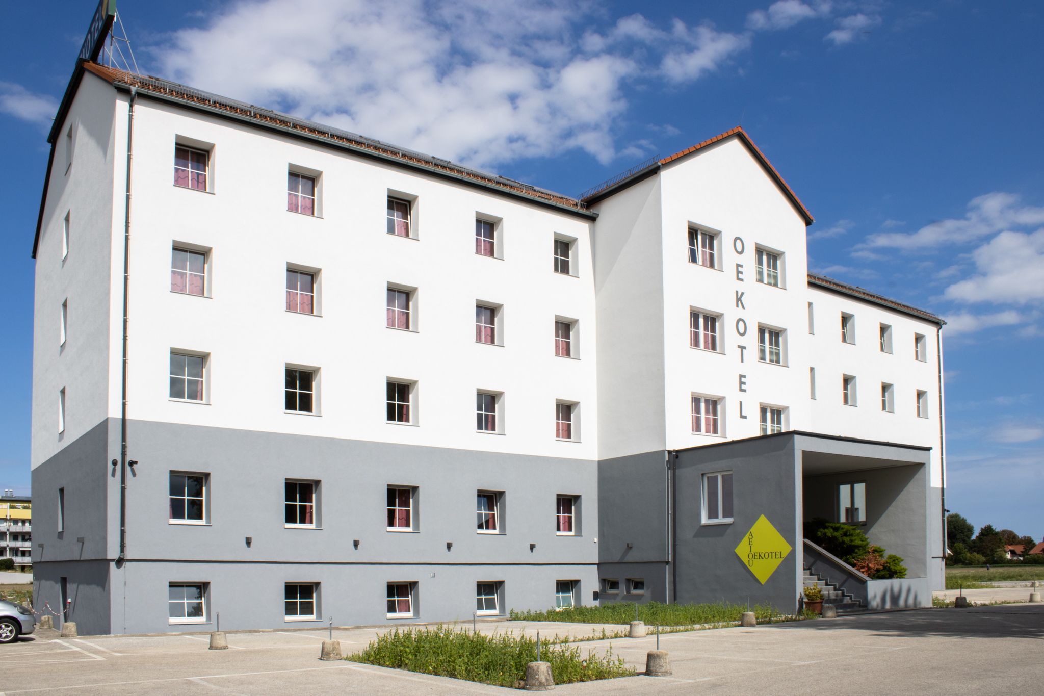 Ökotel von aussen1