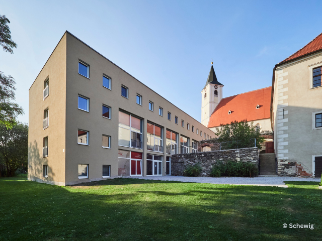 Haus Rosalia Vorderansicht- Kloster Pernegg 2024 © Schewig Dieter