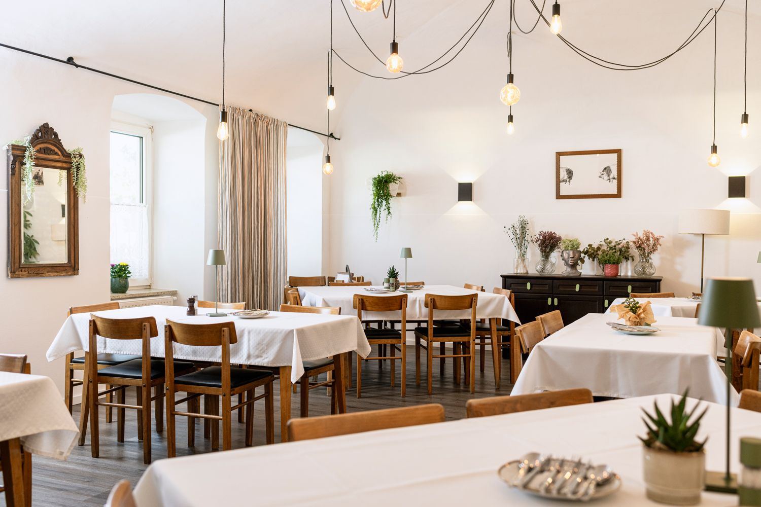 Gasthof zum Heidentor, Gaststube