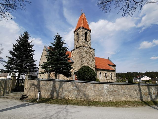 Pfarrkirche Seyfrieds