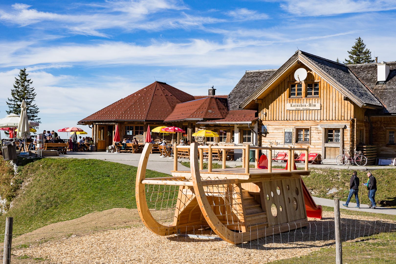 Latschen-Alm im Sommer
