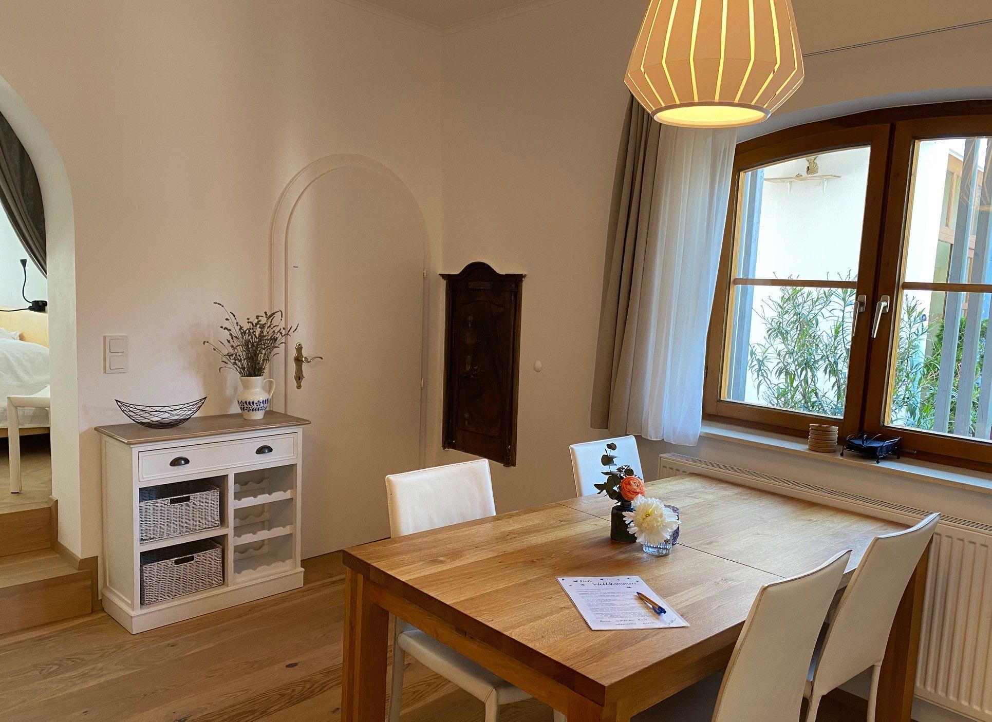 Tisch Gästewohnung