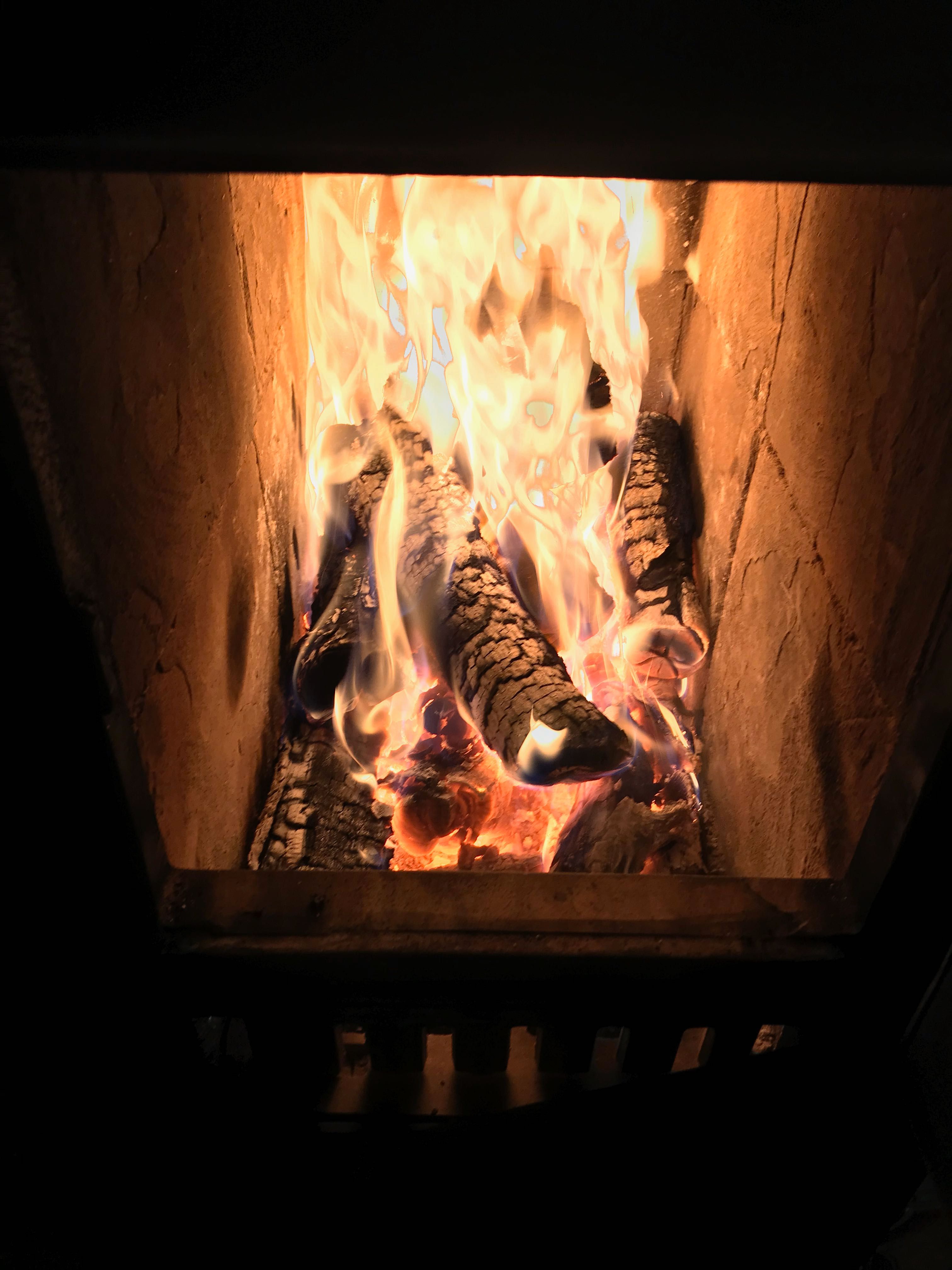 Holzofen in Betrieb 