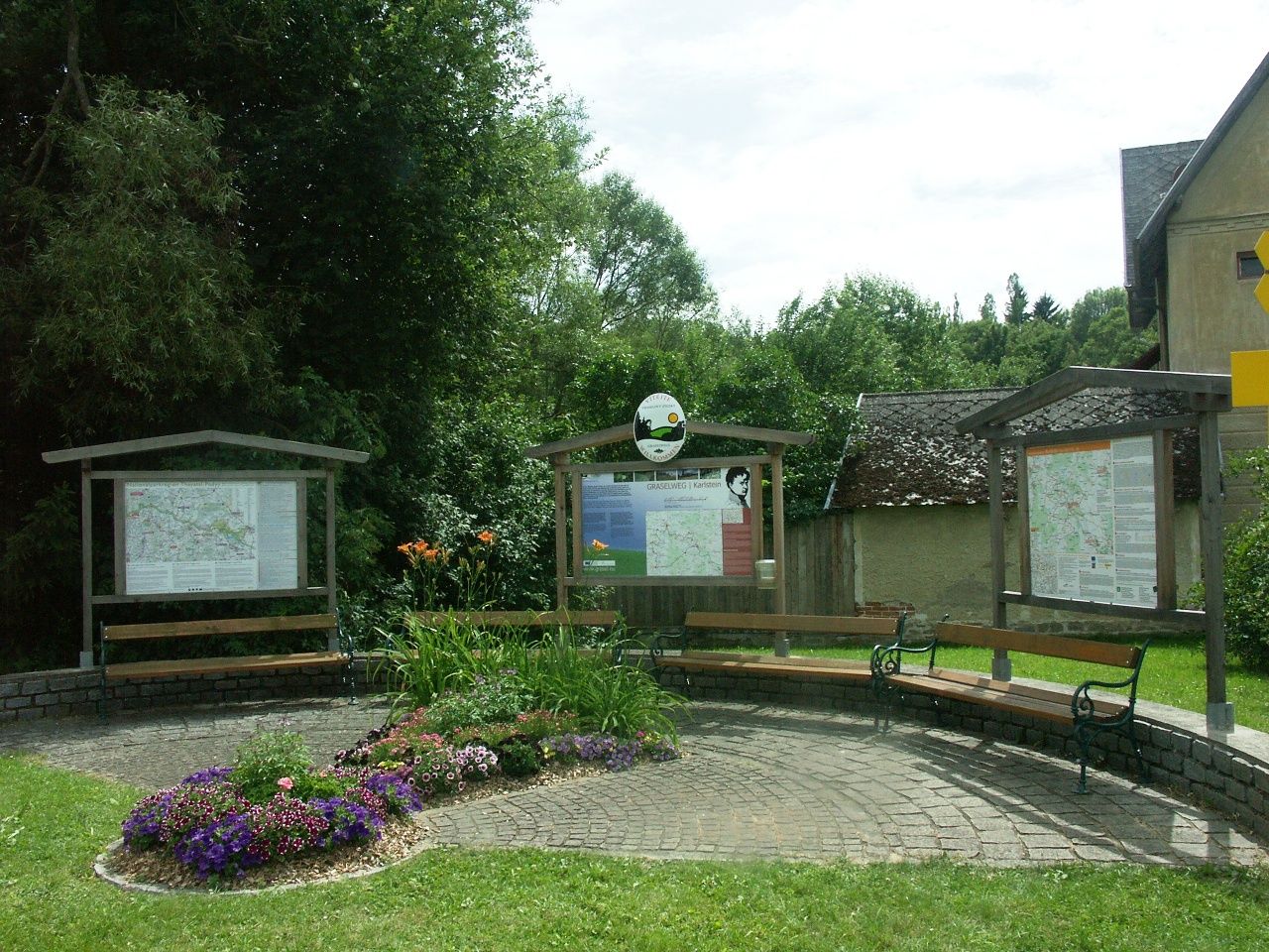 Karlsteiner Rundwanderweg