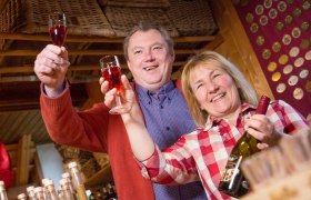 Ferdl Getr&auml;nke, &copy; schwarz-koenig.at