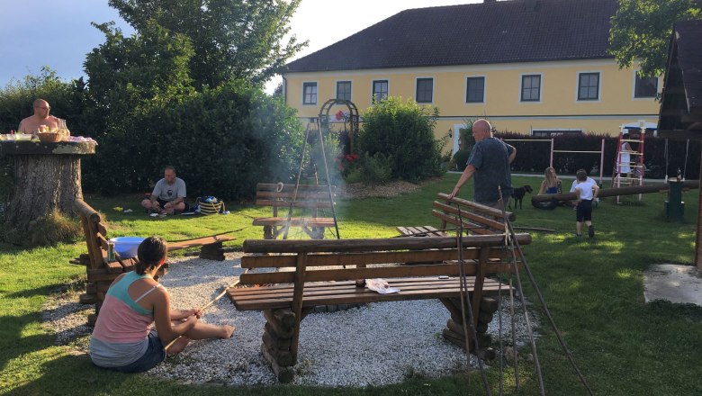 strassbauer_lothspieler_lagerfeuerplatz, &copy; Lothspieler