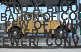 W. H. Audens letztes Auto: Der VW Käfer als Installation, © Luzia Böswarth