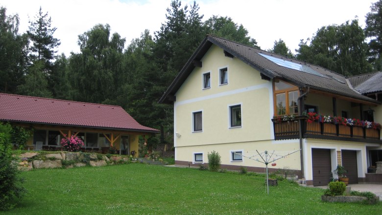 Fremdenzimmer Hallenbad, &copy; @wagner monika