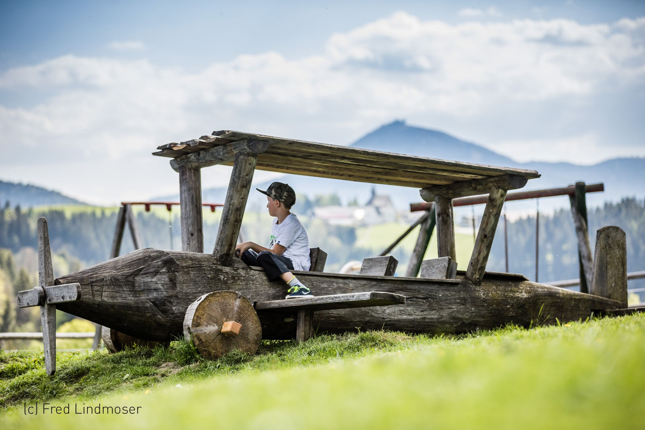 pension-kobichl_holzflieger_1
