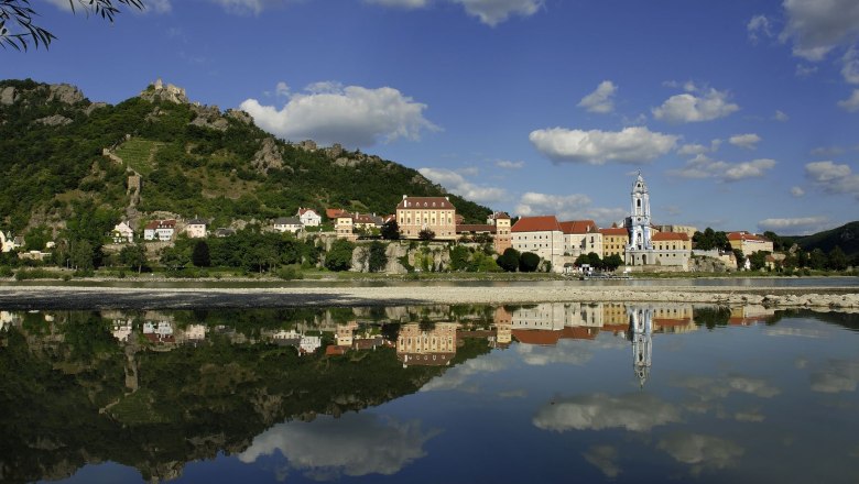D&uuml;rnstein mit blauem Turm, &copy; Gregor Semrad