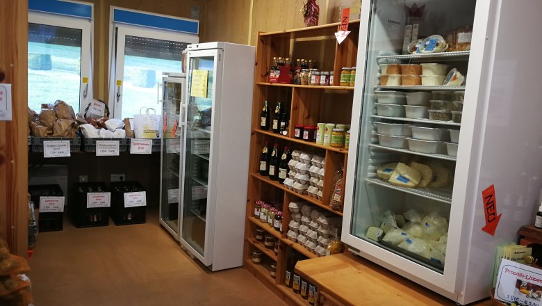 Produkte im Ab Hof Verkauf Heilos, &copy; Claudia Gugler