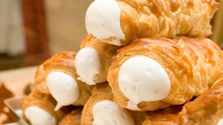 Schaumrollen im Cafe Braun, &copy; Cafe Konditorei Braun