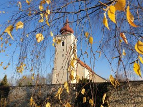 Kirche Petronell-Carnuntum, &copy; Donau Nieder&ouml;sterreich - Tourismusb&uuml;ro Carnuntum-Marchfeld