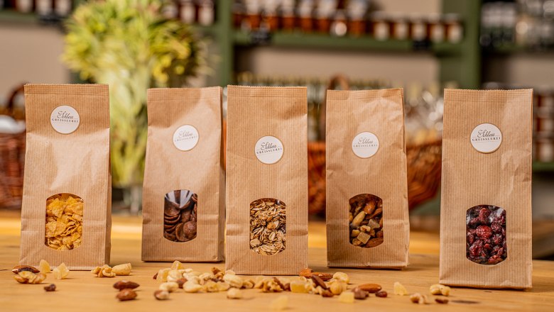 Produkte in der Schloss Greisslerei, &copy; Schloss Greisslerei