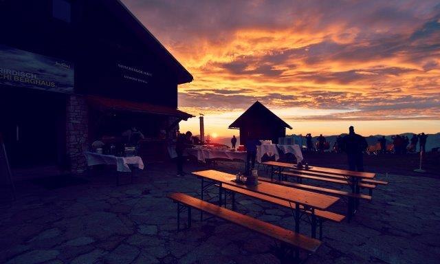 JoSchi Berghaus Sonnenaufgang, &copy; JoSchi Berghaus
