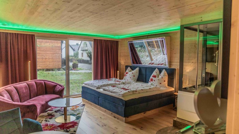 King Size Bett, © Haus LebensFreude, Fotografin Heidemarie Ringl King Size Bett, © Haus LebensFreude, Fotografin Heidemarie Ringl