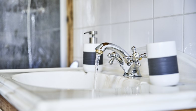 Ferienwohnung Bergerlebnis - Badezimmer, &copy; Fotolois