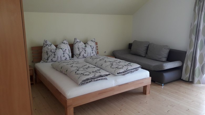 Zimmer 1. Stock, &copy; Ehrenreith