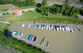 Spitz, Hafenansicht, &copy; Christian Schrey