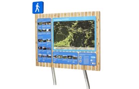 Wanderweg-Infotafel mit Karte und Informationen.
