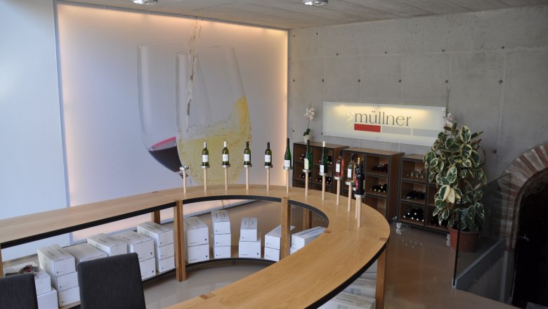 Kostraum, &copy; Weingut Wolfgang M&uuml;llner