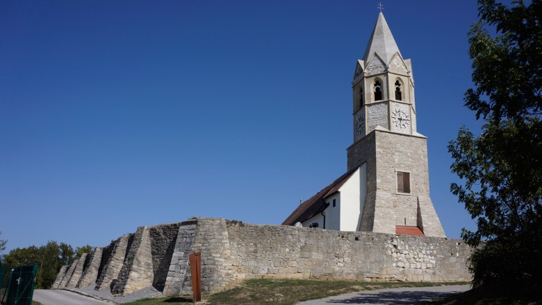 H&ouml;rstation Der streibare Pfarrer, VIA.CARNUNTUM., &copy; Donau Nieder&ouml;sterreich, Steve Haider