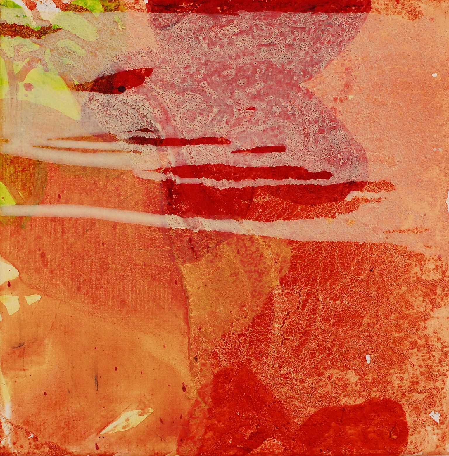 Abstraktes Kunstwerk mit roten und orangen Texturen.