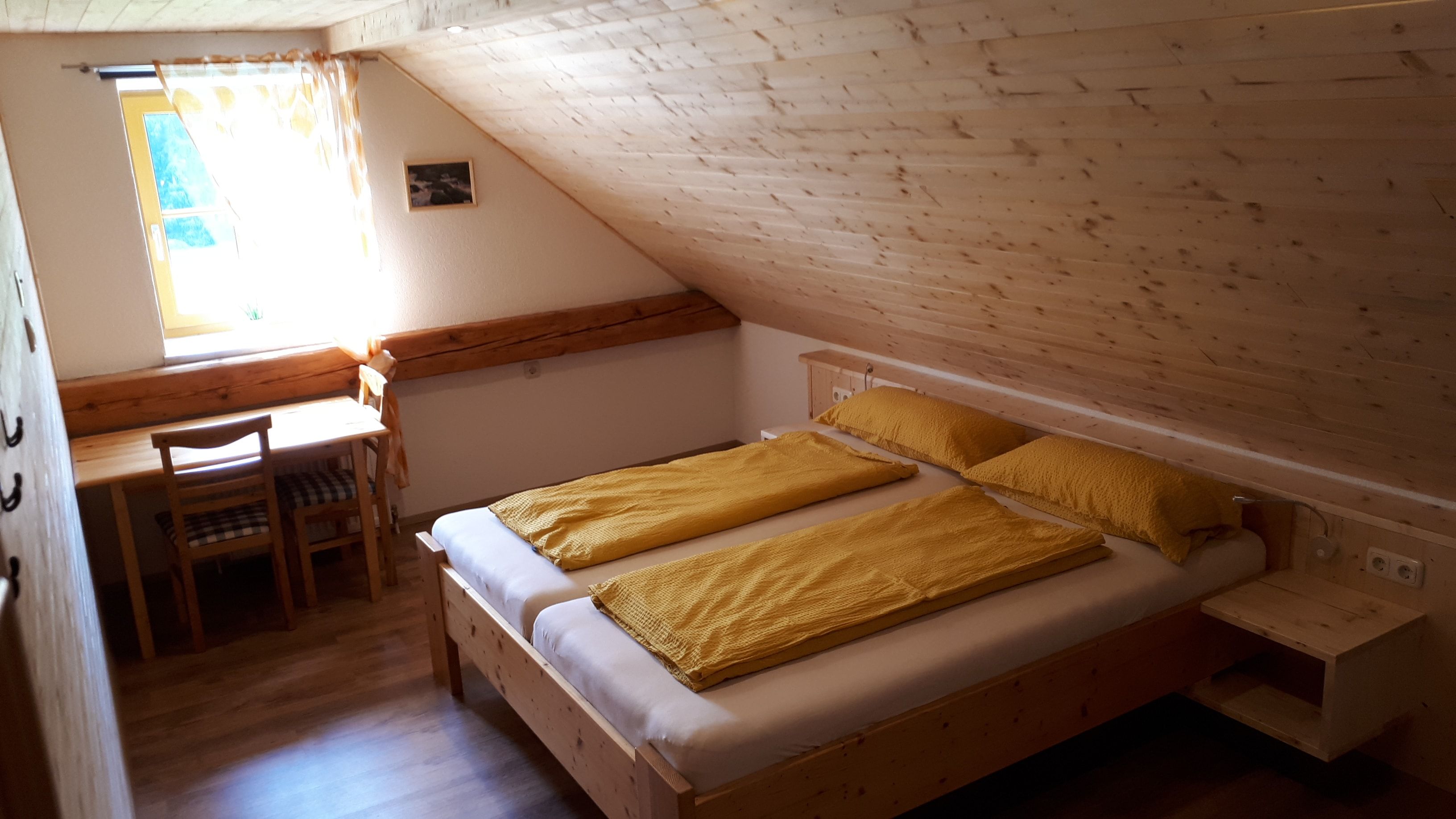 Zimmer 1 Doppelbett