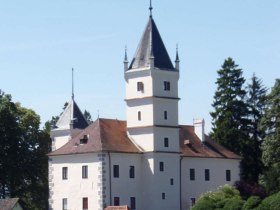 Schloss Rothenhof, &copy; Naturpark Jauerling-Wachau/Ronald W&uuml;rflinger